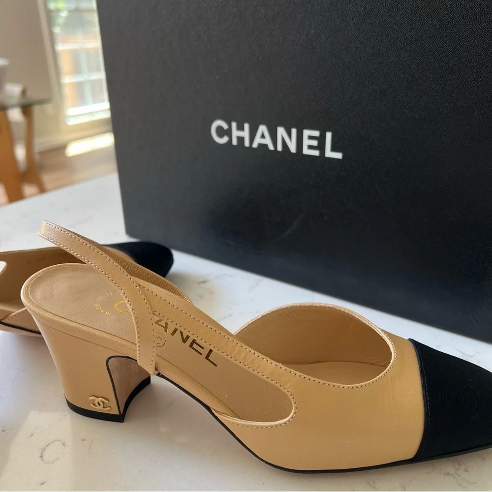 💯 AUTHENTIC CHANEL SLINGBACKS - Picture 5 of 8